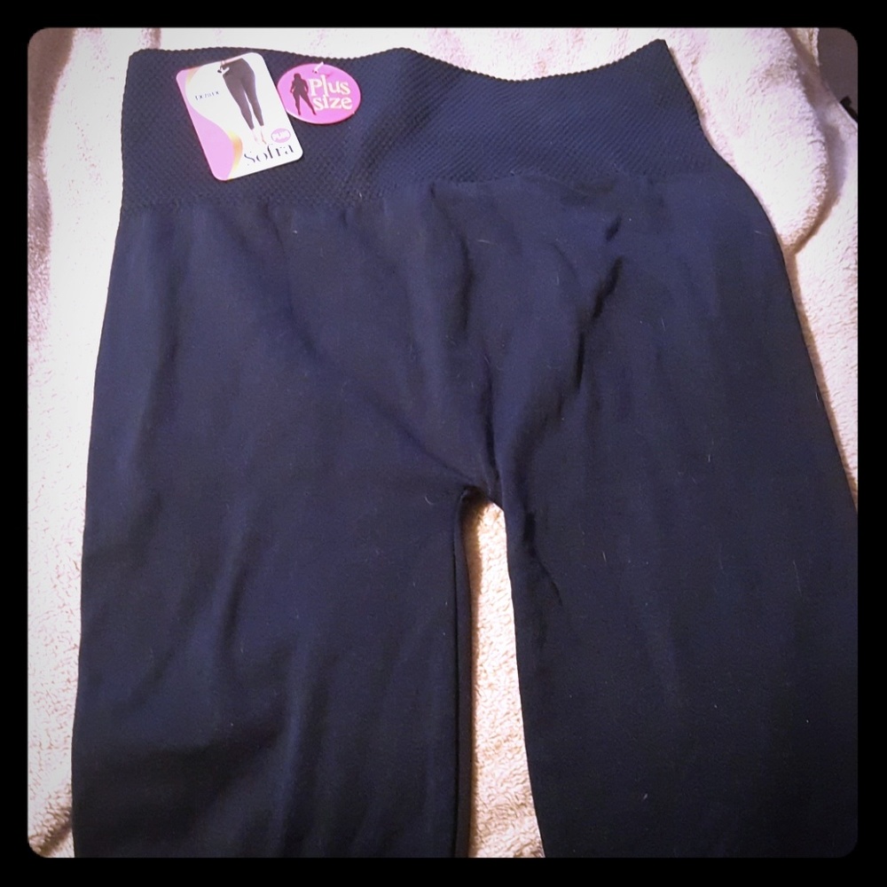 Navy leggings
